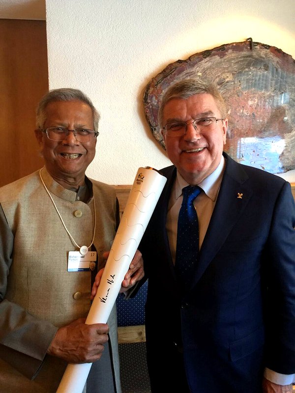 Yunus and IOC President Discuss on Adding Social  Dimension to Sports World