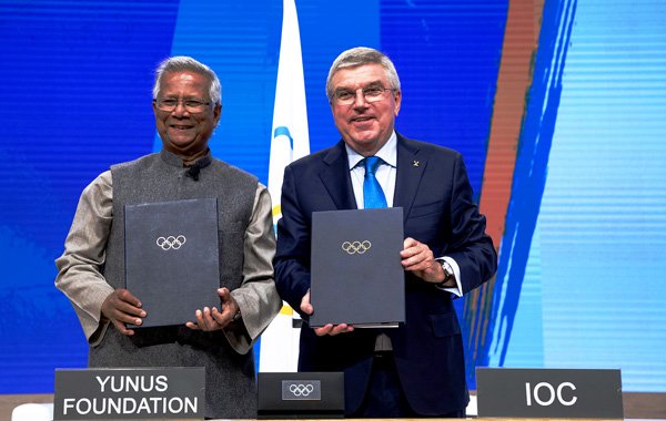 Yunus Signs Agreement with International Olympic Committee for Collaboration to Support Athletes Becoming Entrepreneurs